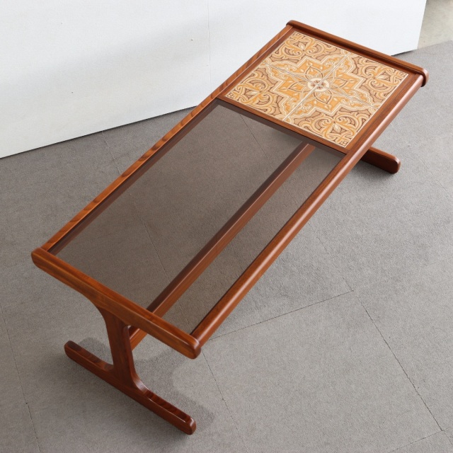 ジープランG-PLANのコーヒーテーブル