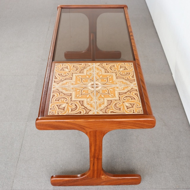 ジープランG-PLANのコーヒーテーブル