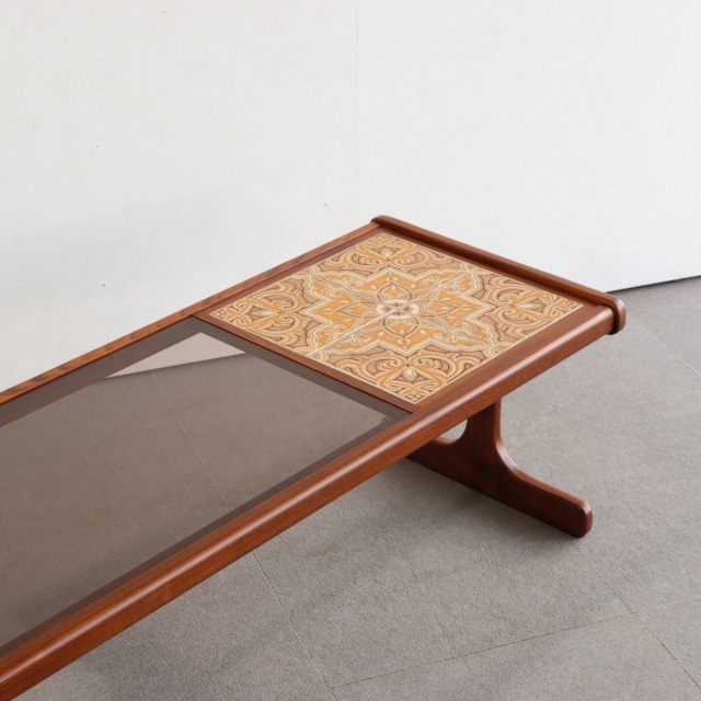 ジープランG-PLANのコーヒーテーブル