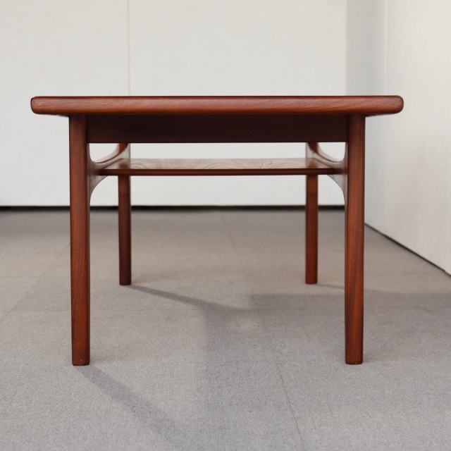 ジープランG-PLANのコーヒーテーブル