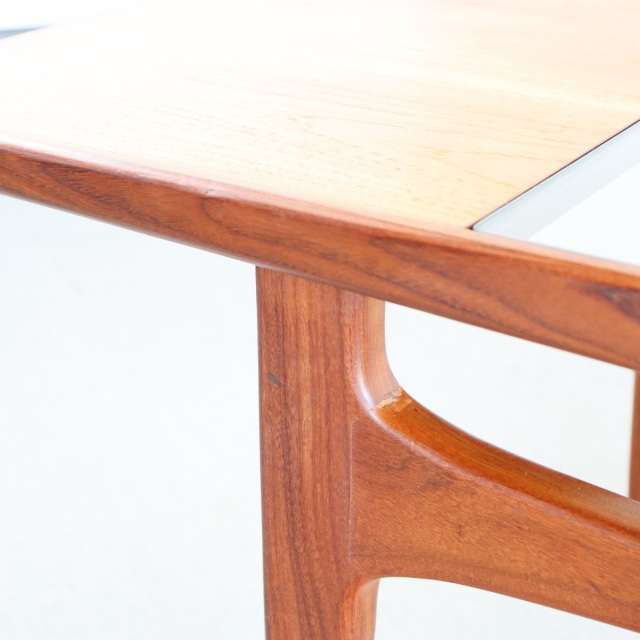 ジープランG-PLANのコーヒーテーブル