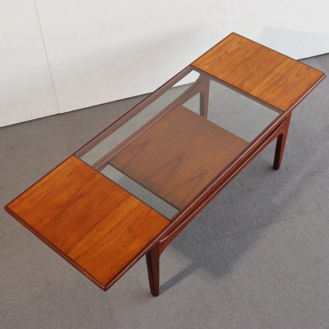 ジープランG-PLANのコーヒーテーブル