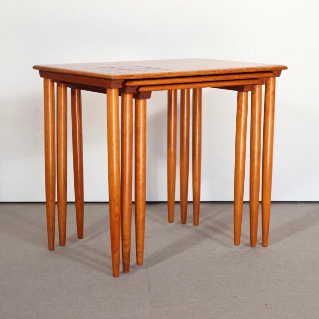 Made in Denmark ネストテーブル Denmark ネストテーブル | SOWGEN