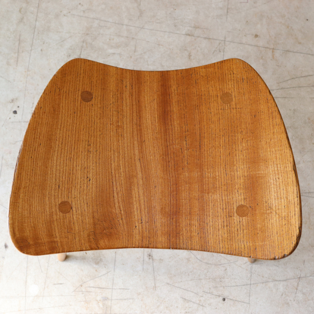 122026 アーコールスツール