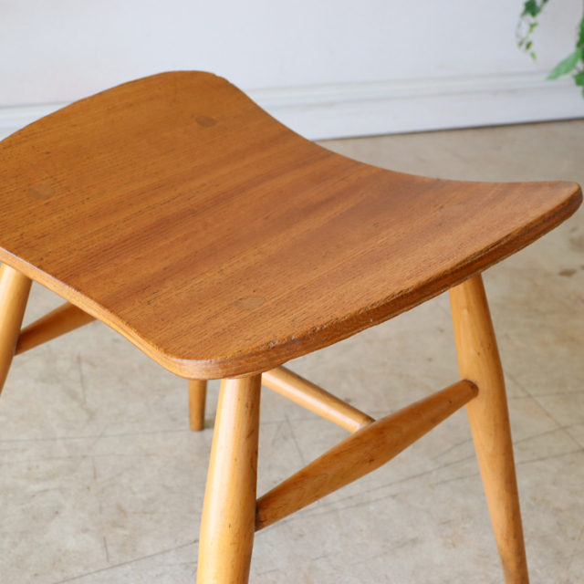 122026 アーコールスツール