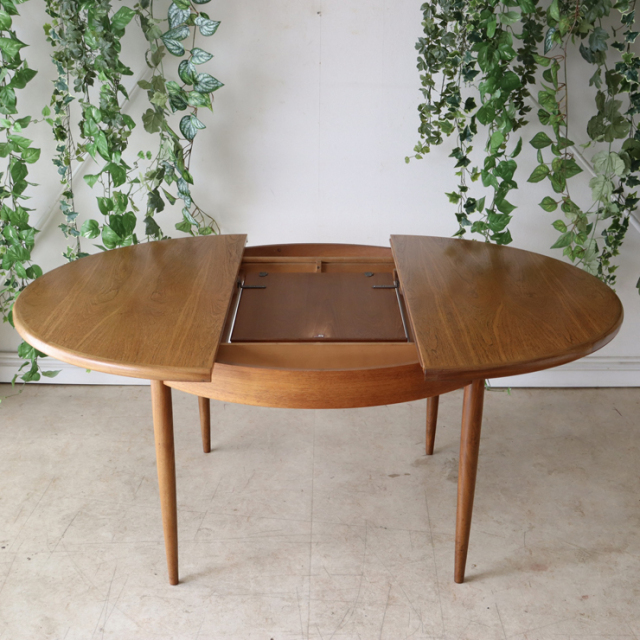 商品番号【122070】ジープラン（G-plan）フレスコダイニングテーブルの写真