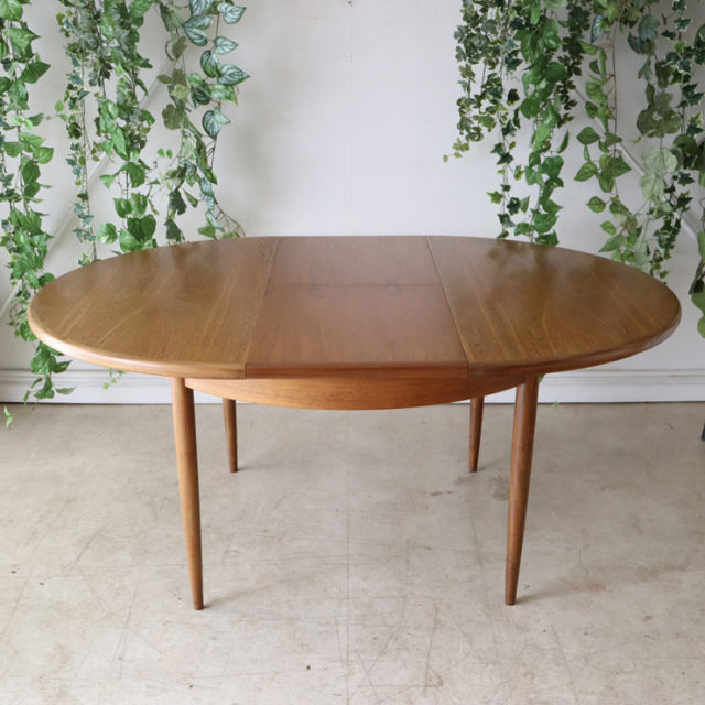 商品番号【122070】ジープラン（G-plan）フレスコダイニングテーブルの写真