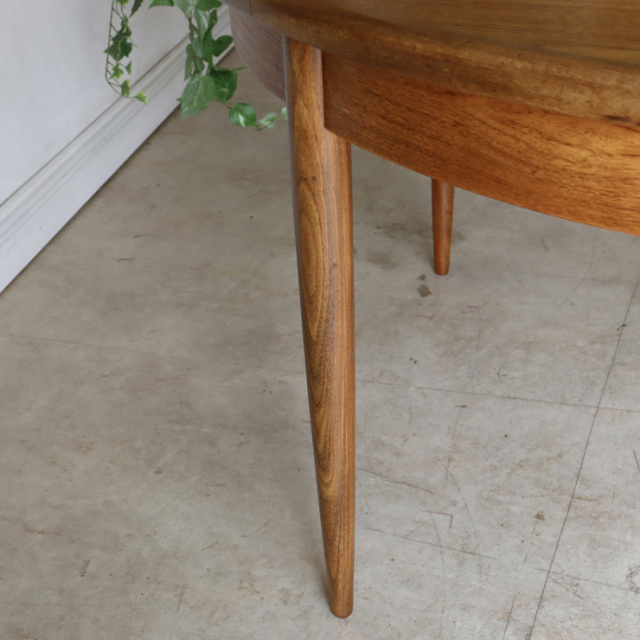 商品番号【122070】ジープラン（G-plan）フレスコダイニングテーブルの写真