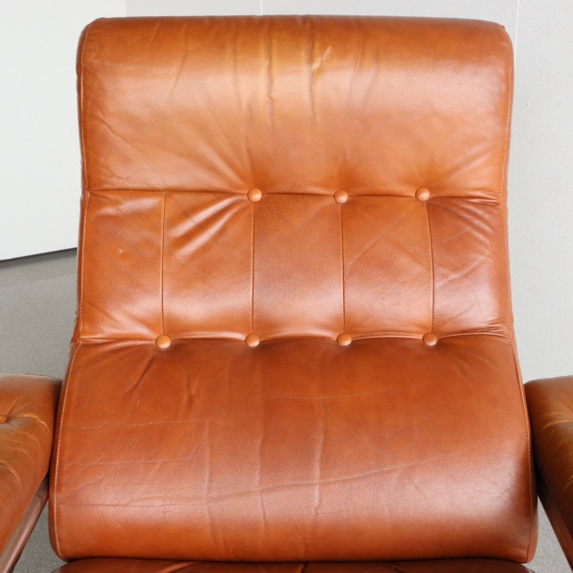 ミッドセンチュリー レザーソファ アインシュタイン