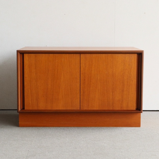 ジープランG-PLANのキャビネット