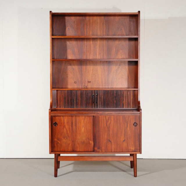 キャビネットby Johannes Sorth