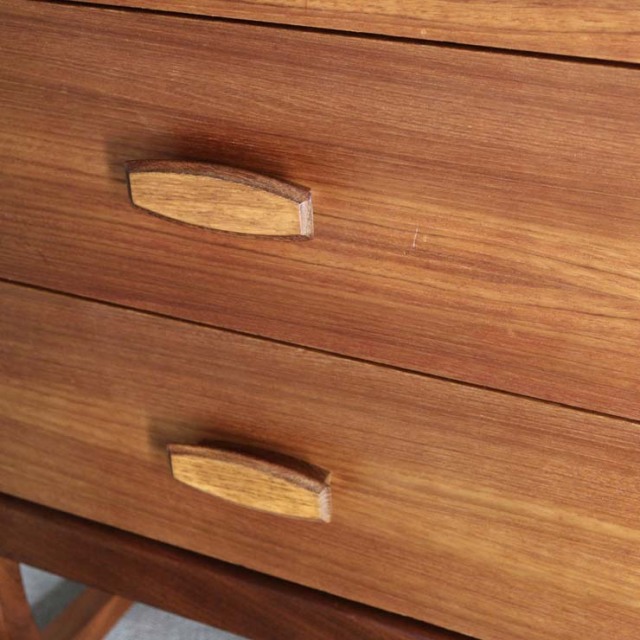 ジープランのQuadrille6段チェスト