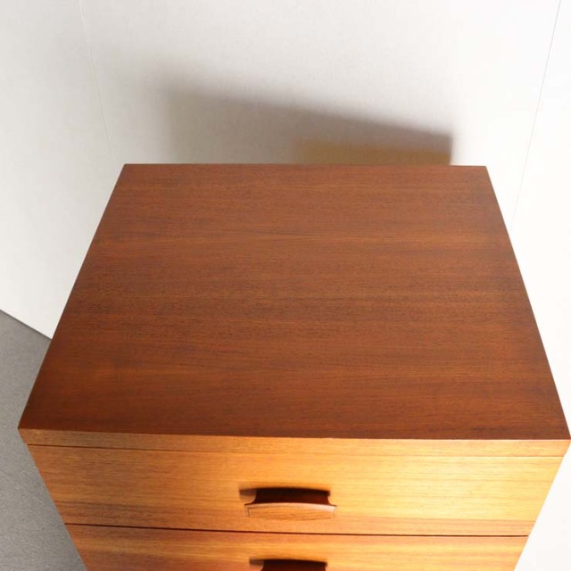 ジープランのQuadrille6段チェスト