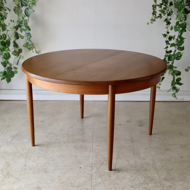 商品番号【022039】ジープラン（G-plan）・フレスコ・ラウンドダイニングテーブルの写真