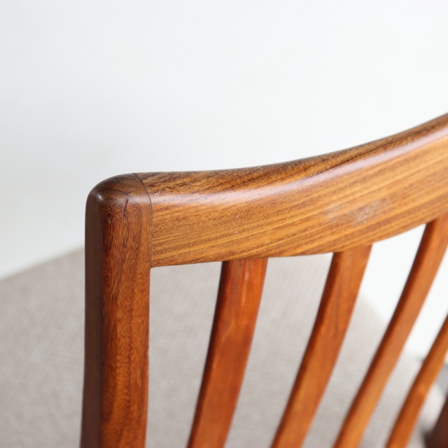 ジープランG-PLANのチェア