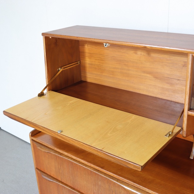 サトクリフオブトッドモーデンSUTCLIFFE OF TODMORDENのハイボード