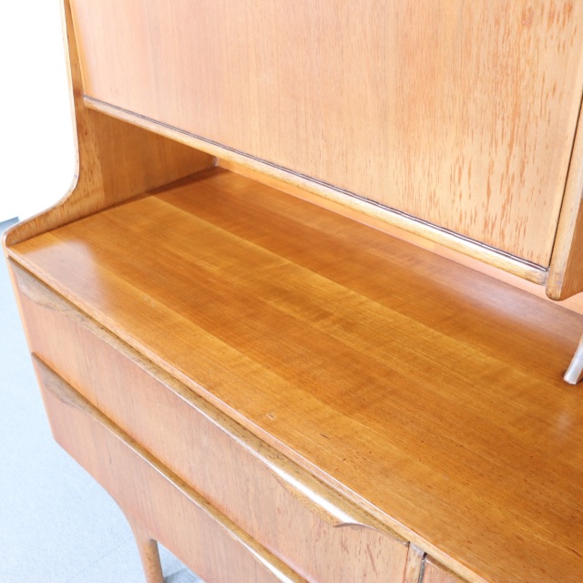サトクリフオブトッドモーデンSUTCLIFFE OF TODMORDENのハイボード