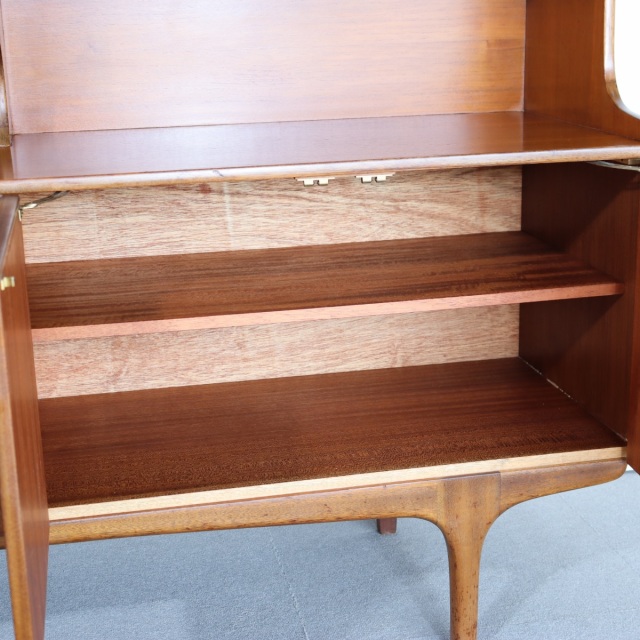 サトクリフオブトッドモーデンSUTCLIFFE OF TODMORDENのハイボード