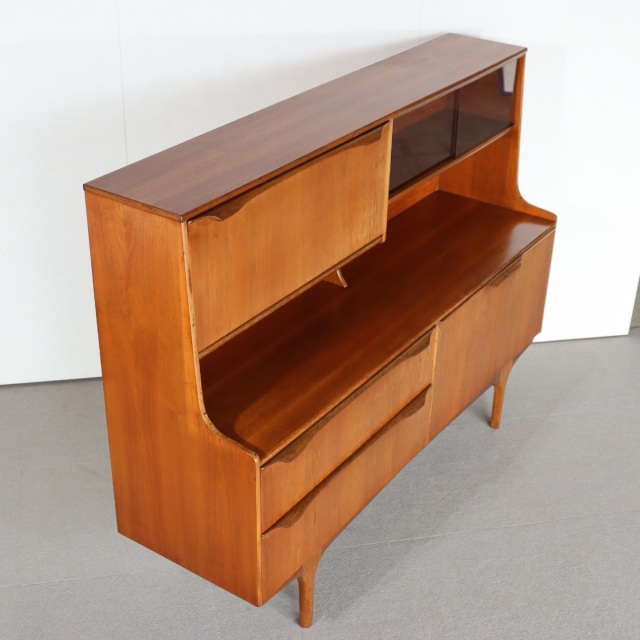 サトクリフオブトッドモーデンSUTCLIFFE OF TODMORDENのハイボード