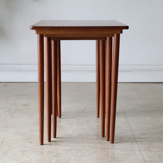 デンマーク製ネストテーブル　商品番号【122064】