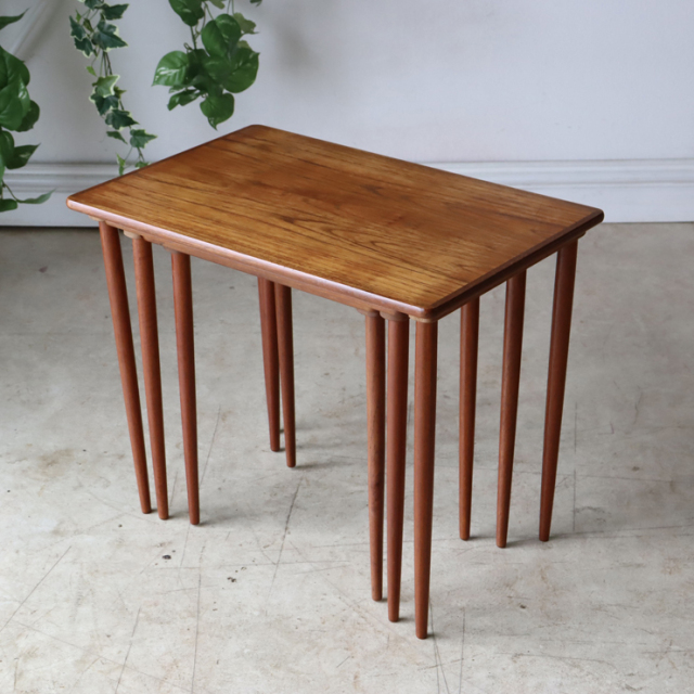 デンマーク製ネストテーブル　商品番号【122064】