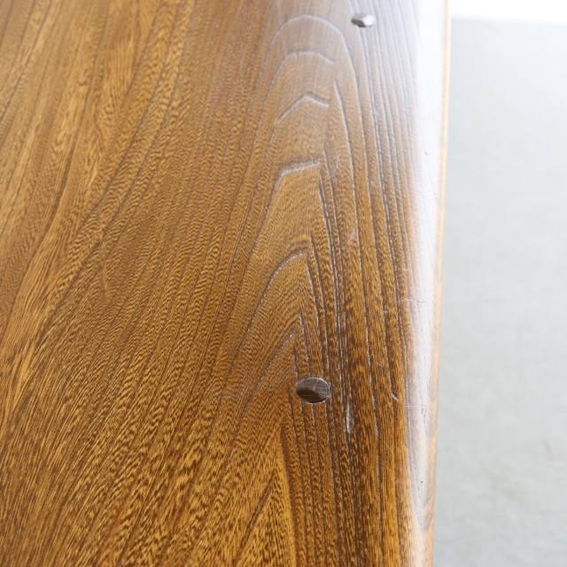 アーコールERCOLのドレッサー