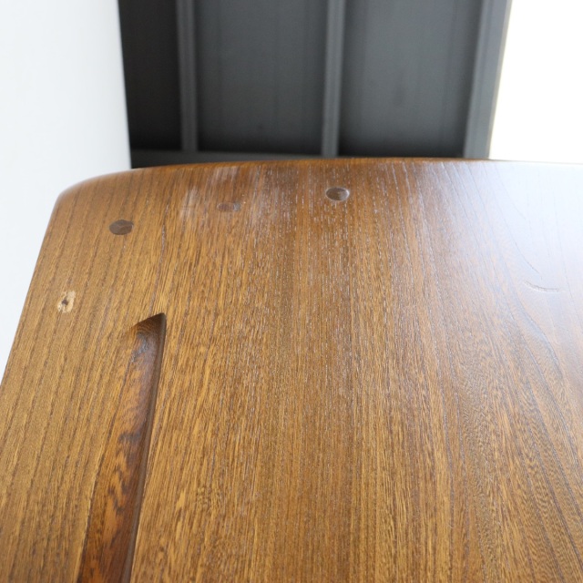 アーコールERCOLのドレッサー