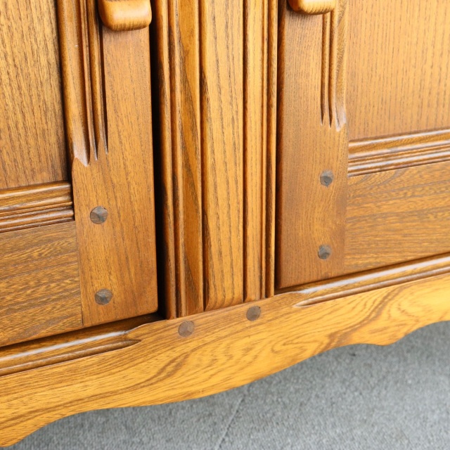 アーコールERCOLのドレッサー