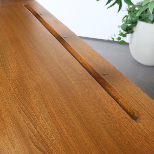 アーコールERCOLのドレッサー