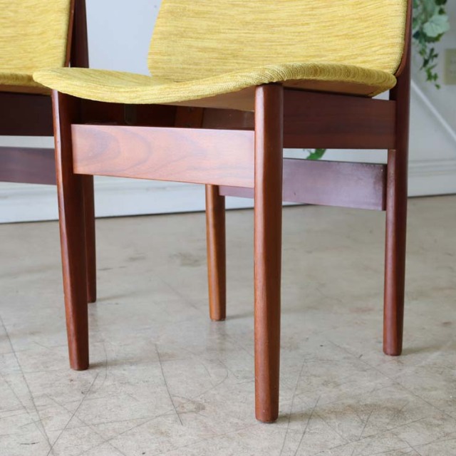 エリオッツオブニューブリー（Elliotts of newbury））製ダイニングチェア３脚セット　商品番号【022003】　