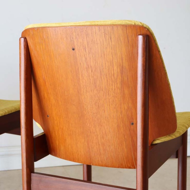 エリオッツオブニューブリー（Elliotts of newbury））製ダイニングチェア３脚セット　商品番号【022003】　