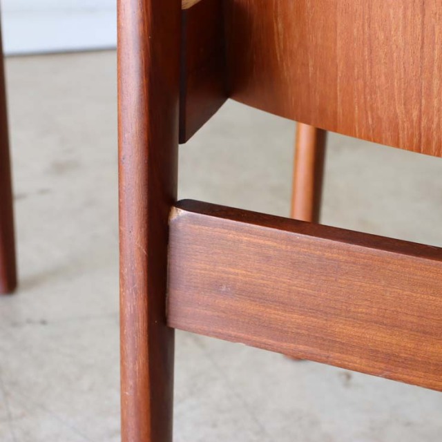 エリオッツオブニューブリー（Elliotts of newbury））製ダイニングチェア３脚セット　商品番号【022003】　