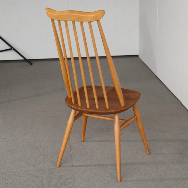 アーコールERCOLのダイニングチェア