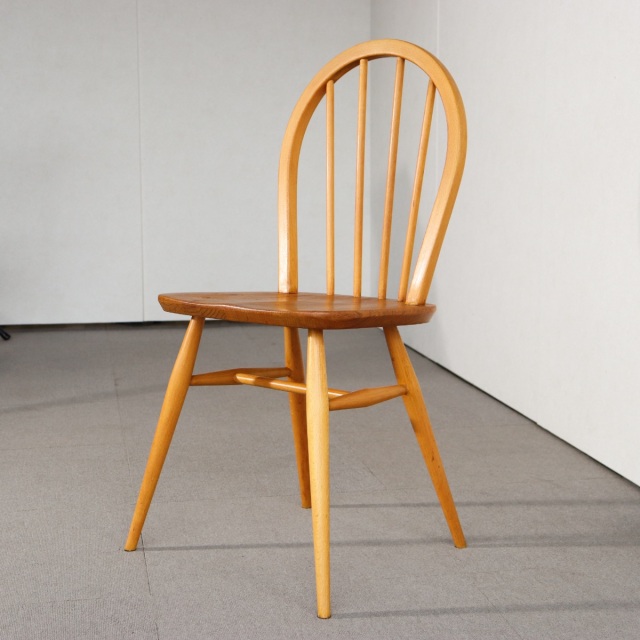 アーコールERCOLのダイニングチェア