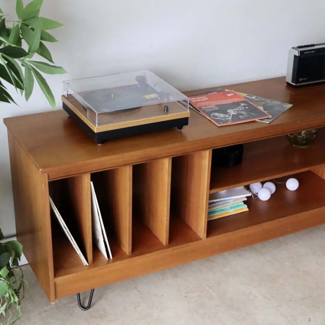 チーク　メディアスタンド　商品番号【022015】