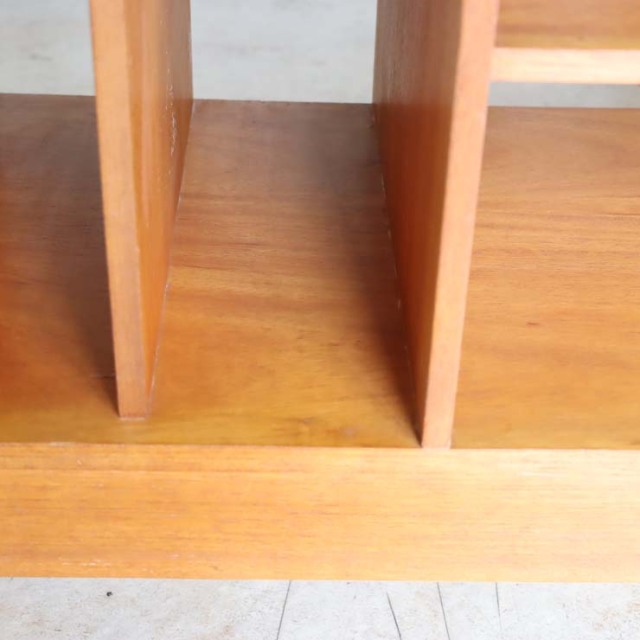 チーク　メディアスタンド　商品番号【022015】