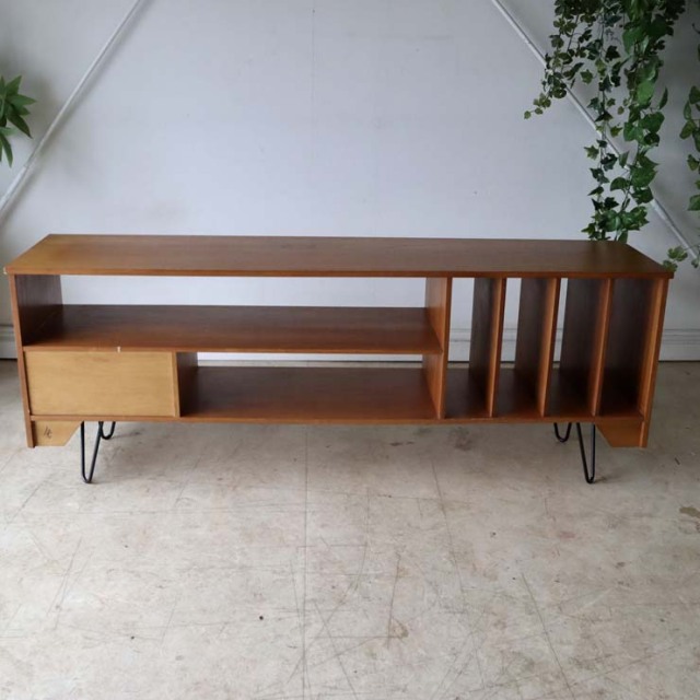 チーク　メディアスタンド　商品番号【022015】