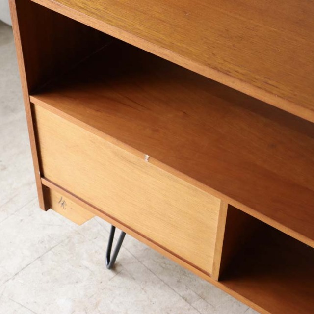 チーク　メディアスタンド　商品番号【022015】