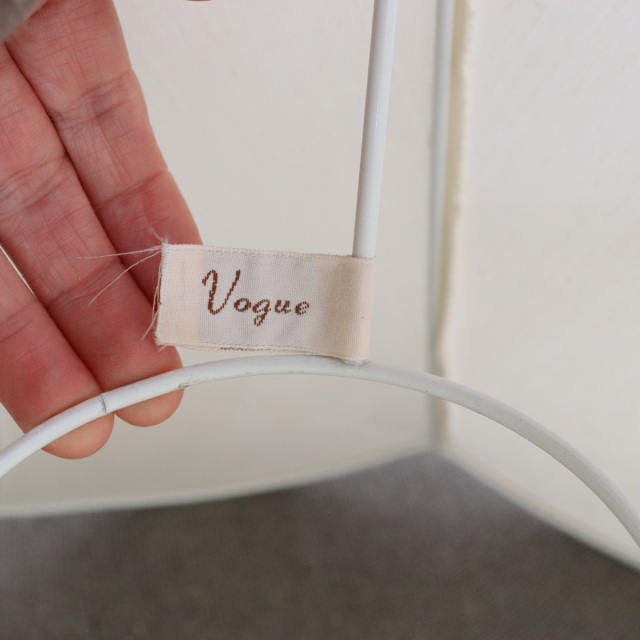 英国ヴィンテージのチークスタンドランプ