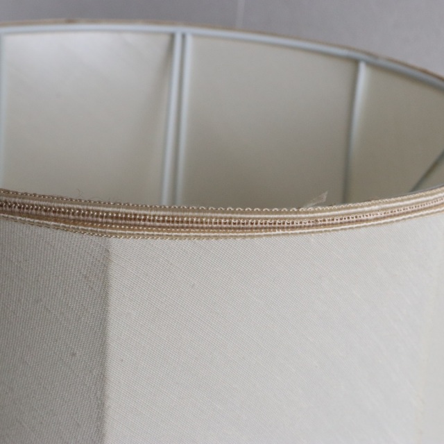 英国ヴィンテージのチークスタンドランプ