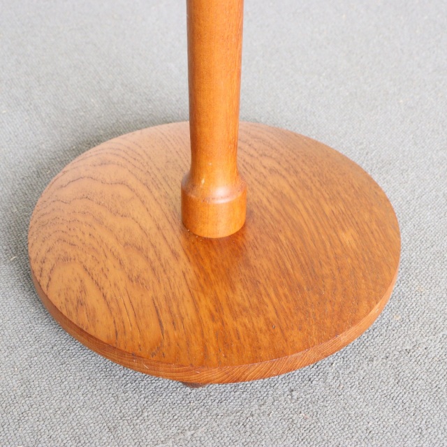 英国ヴィンテージのチークスタンドランプ