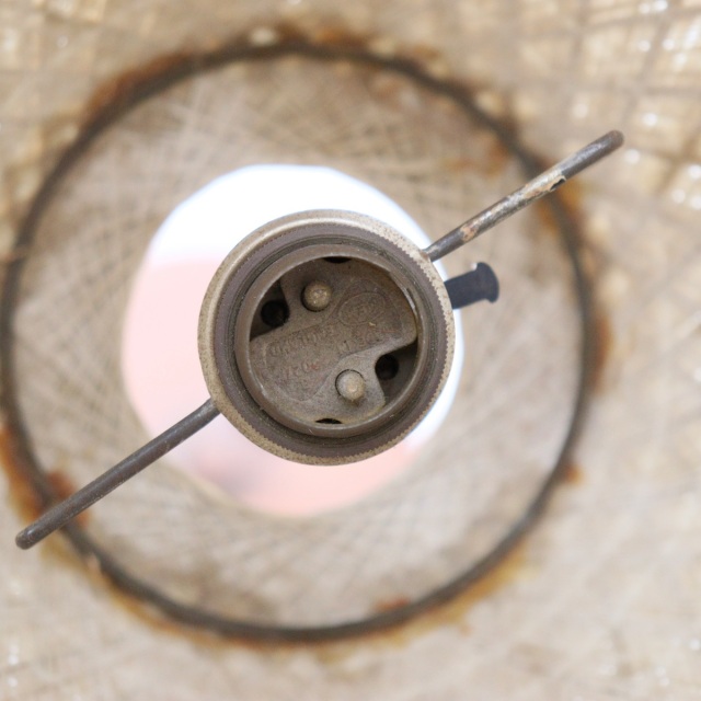 英国ヴィンテージのフロアランプ