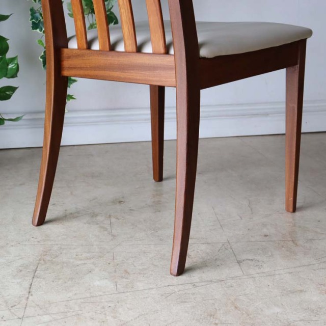 ヴィンテージ　Gプラン　イス　1脚 ジープラン ダイニングチェア 1脚（縦バー）G-Plan Dining Chair