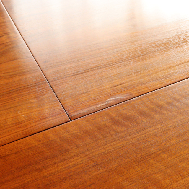 アルフレッド・コックスalfred coxのダイニングテーブル