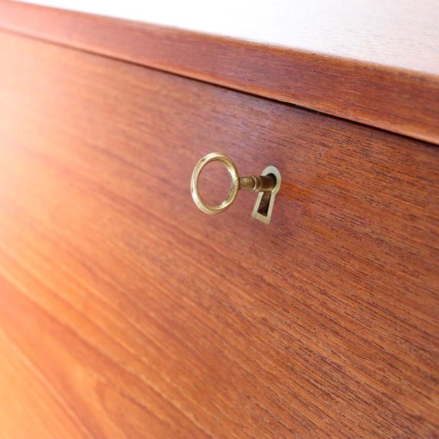 ジープランGｰPLAN KOFOD LARSENデザインのデスク