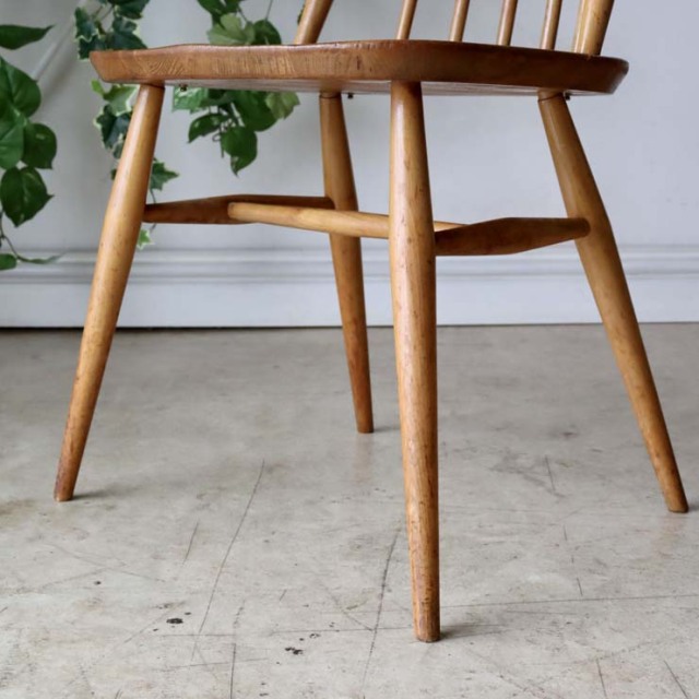 アーコール（Ercol）ゴールドスミス・ダイニングチェア 商品番号【122042a】 