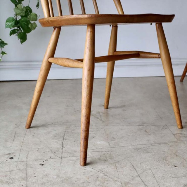 アーコール（Ercol）ゴールドスミス・ダイニングチェア 商品番号【122042a】 