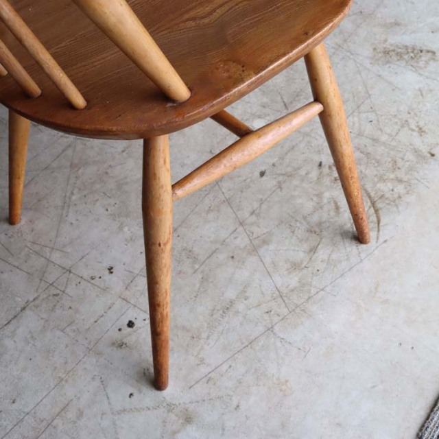 アーコール（Ercol）ゴールドスミス・ダイニングチェア 商品番号【122042a】 