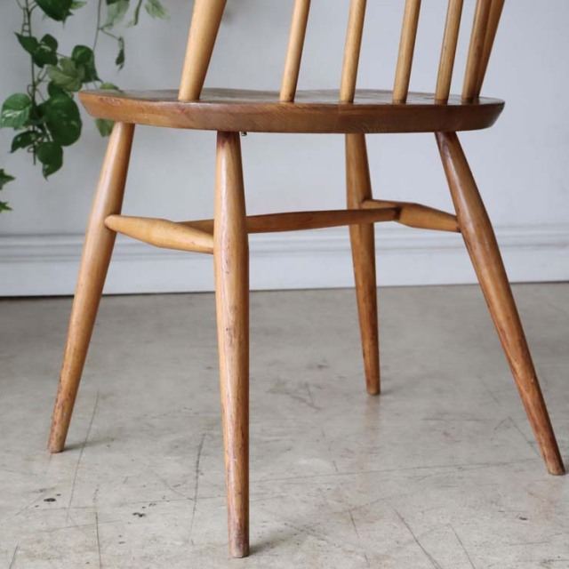 アーコール（Ercol）ゴールドスミス・ダイニングチェア 商品番号【122042b】 