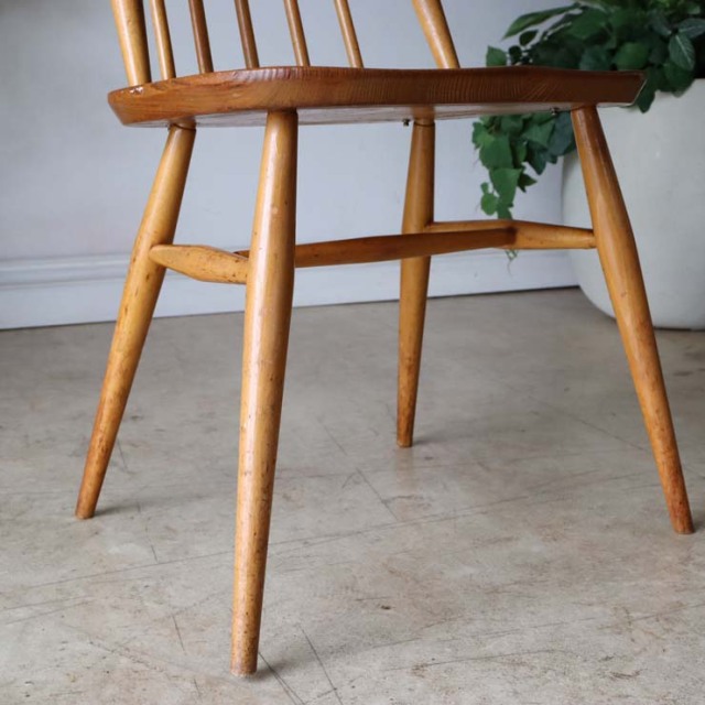 アーコール（Ercol）ゴールドスミス・ダイニングチェア 商品番号【122042d】 